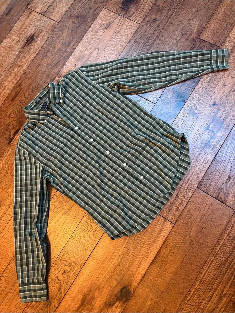 J. Crew Green Plaid slim untucked Button-Down Shirt